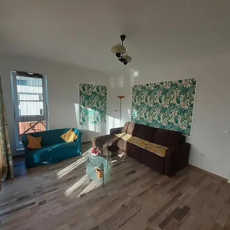 Rezidential B61 Apartment